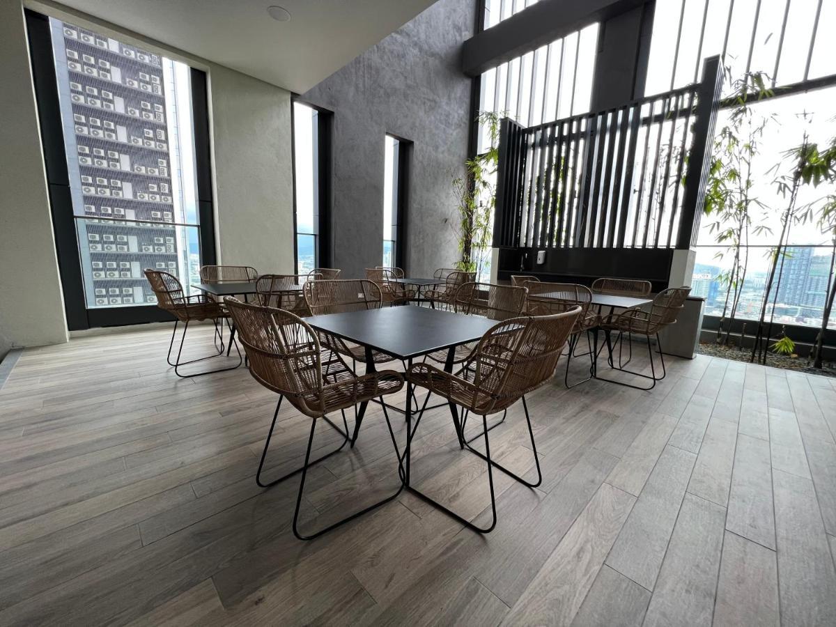 Lucentia Residence Bbcc Lalaport At Kuala Lumpur By Luxe Home Dış mekan fotoğraf